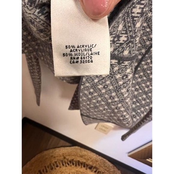 Charlie & Robin Cardigan Size XS Gray Shawl Collared Single Button Fair Isle - Picture 5 of 6